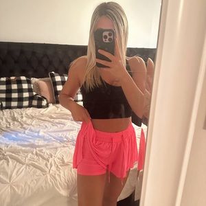 Women’s 2 in 1 flowy shorts